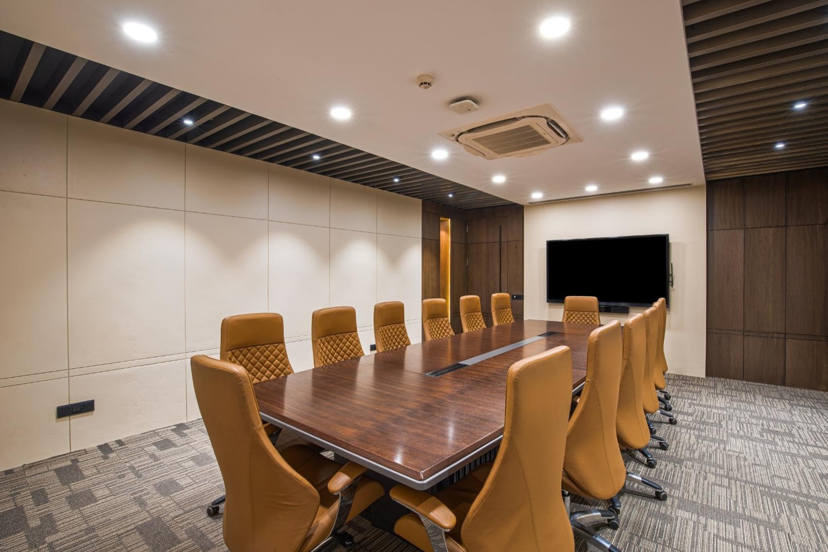 Akasa Coworking Headquarters, Noida, commercial interior view 8.
