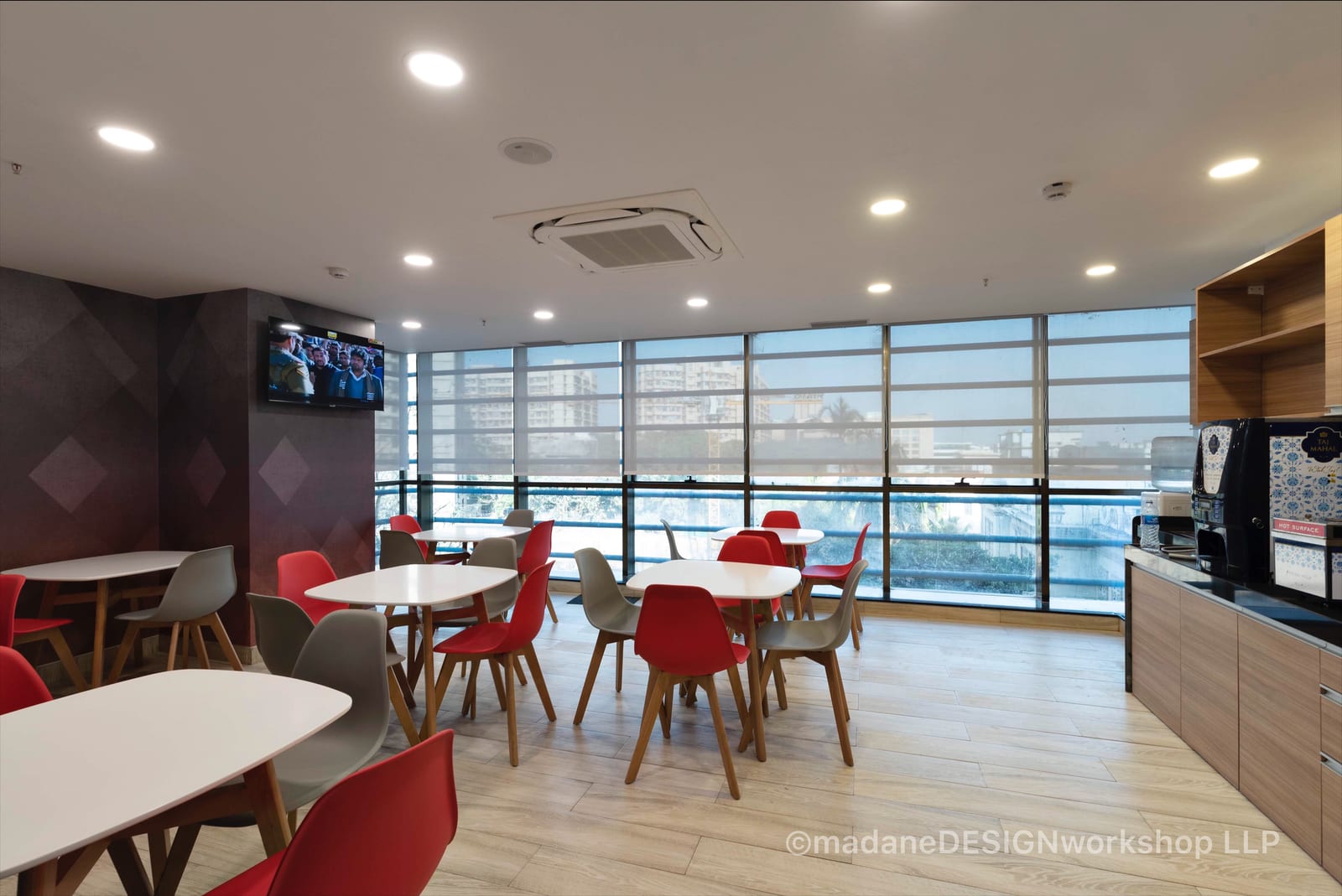 Fedbank Financial Services, commercial interior view 8.