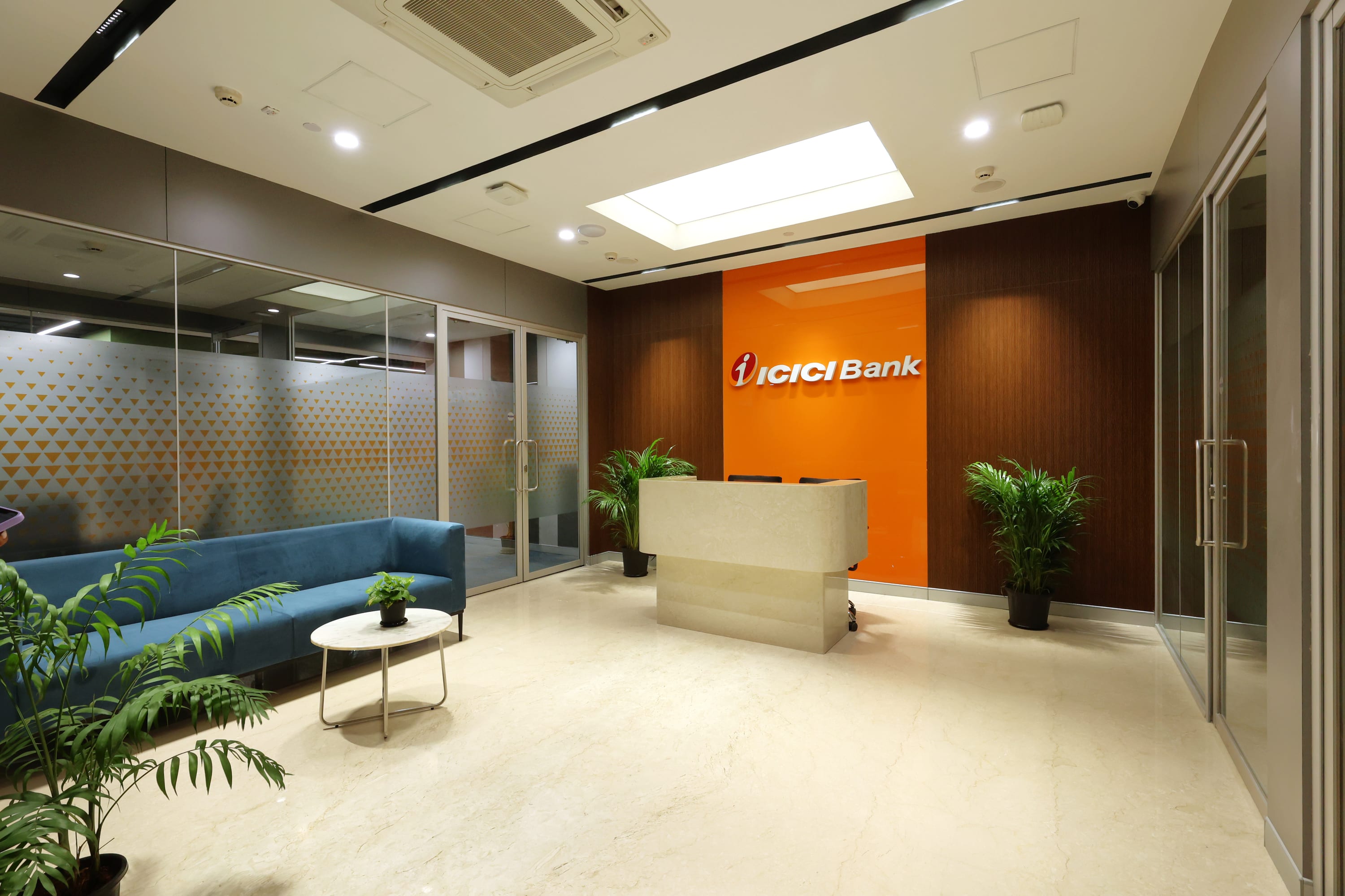 ICICI Bank, Interface Malad commercial interior by Madane Design Workshop.