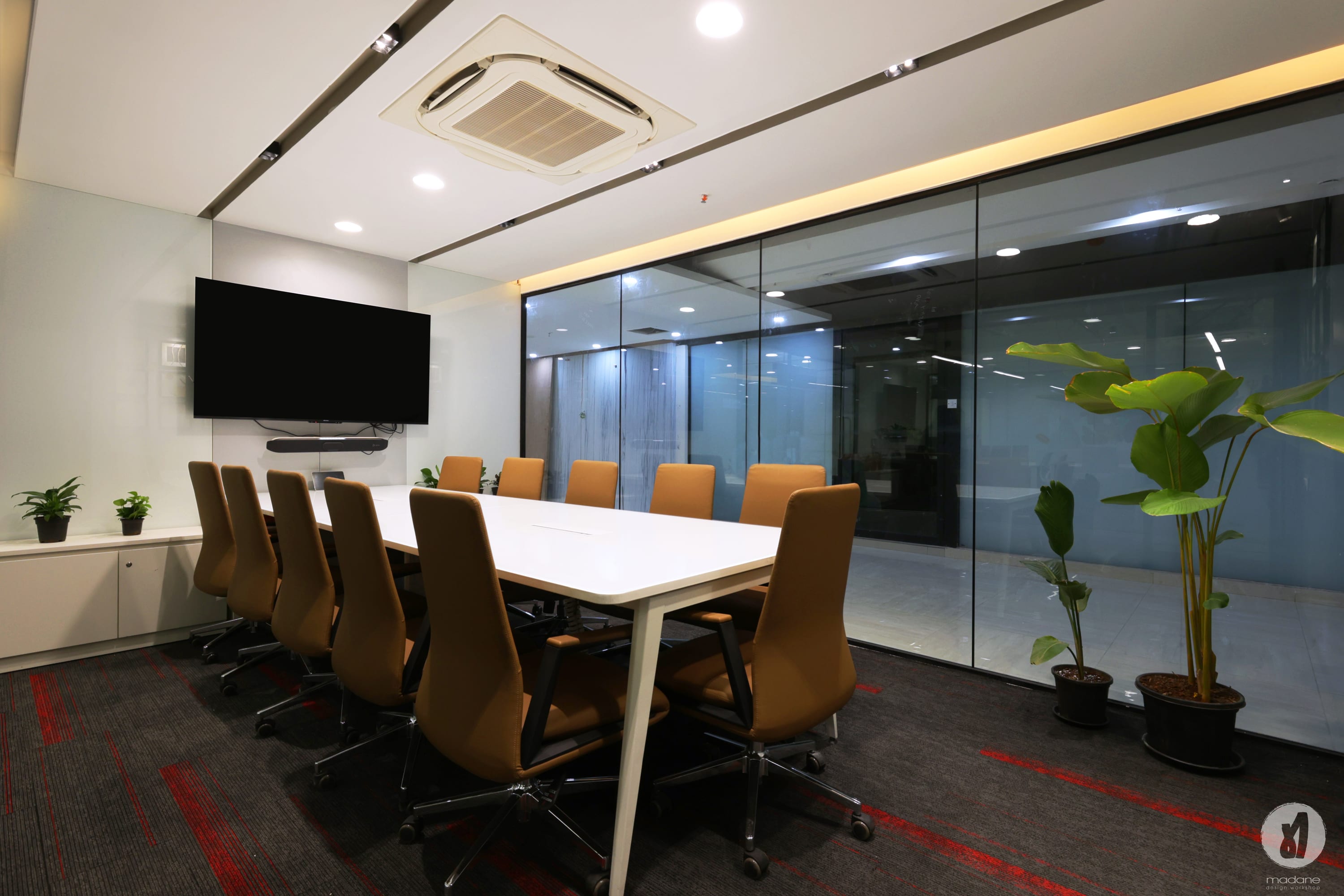 Moneyboxx Finance, commercial interior view 1.